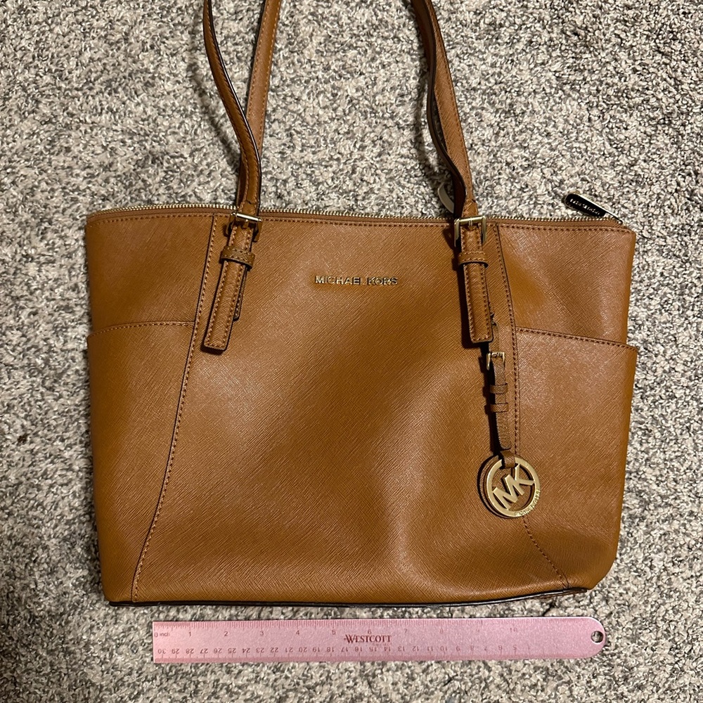 Michael Kors neutral/chestnut shoulder purse